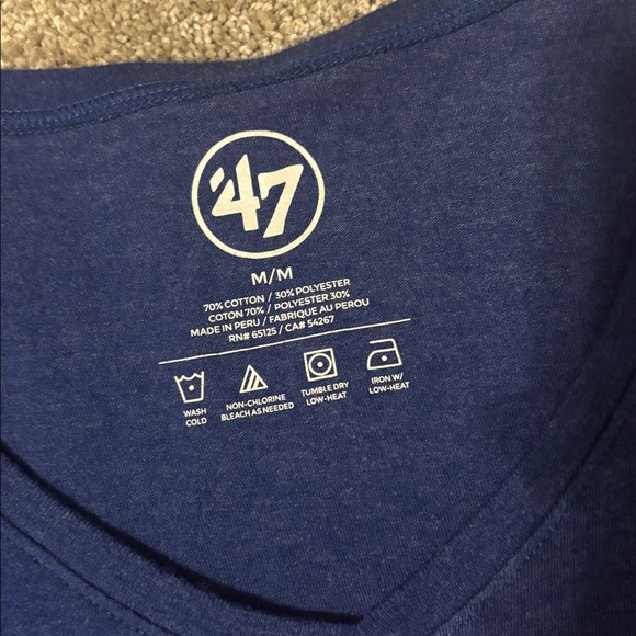 Detroit Pistons Navy Long Sleeve V-Neck Tee - Picture 3 of 4